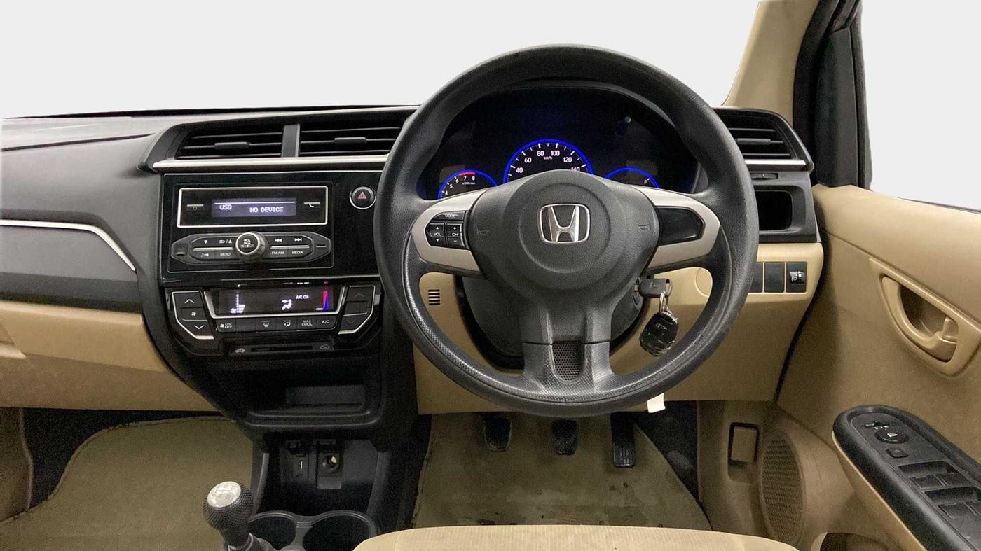 2017 Honda Amaze 1.2L I-VTEC S, Petrol, Manual, 65,833 km, Steering Wheel Close Up