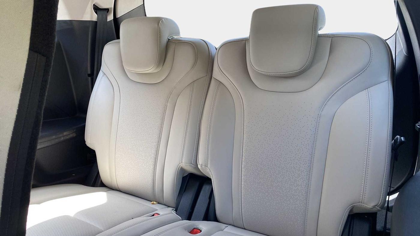 2023 Mahindra XUV700 AX 7 P AT 7 STR, Petrol, Automatic, 8,500 km, Third Seat Row ( optional )