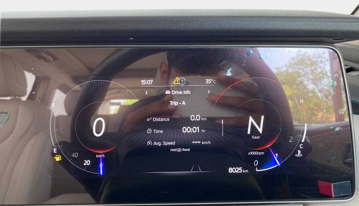2023 Mahindra XUV700 AX 7 P AT 7 STR, Petrol, Automatic, 8,500 km, Odometer Image
