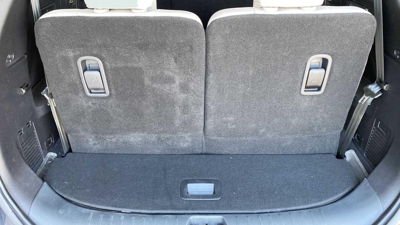 2023 Mahindra XUV700 AX 7 P AT 7 STR, Petrol, Automatic, 8,500 km, Boot Inside