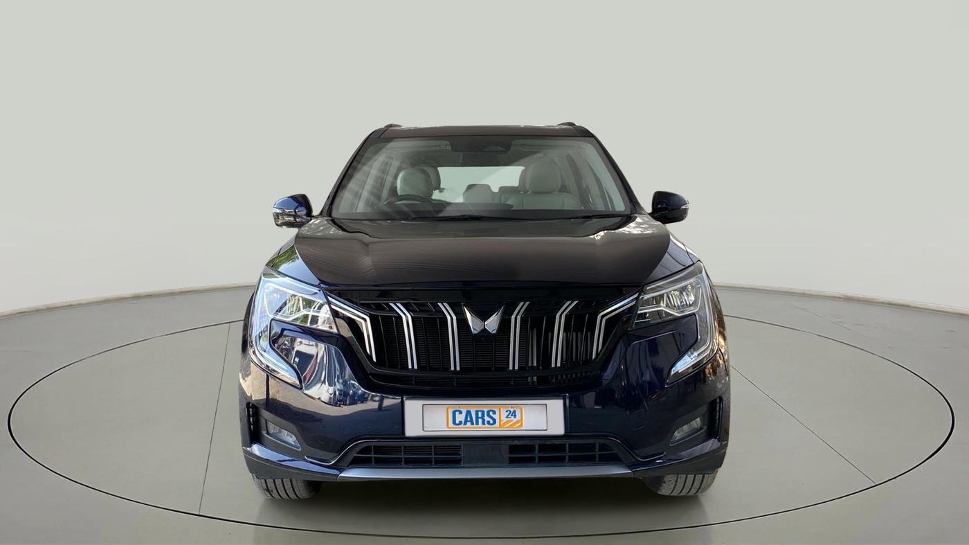 2023 Mahindra XUV700 AX 7 P AT 7 STR, Petrol, Automatic, 8,500 km, Front