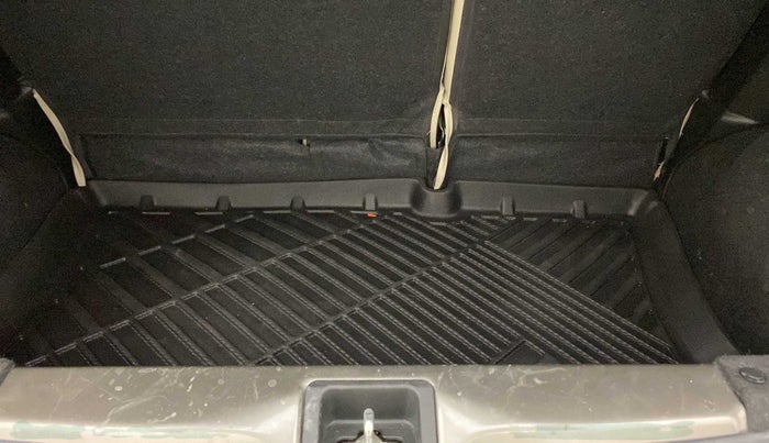 2022 Maruti New Wagon-R ZXI 1.2, Petrol, Manual, 22,594 km, Boot Inside