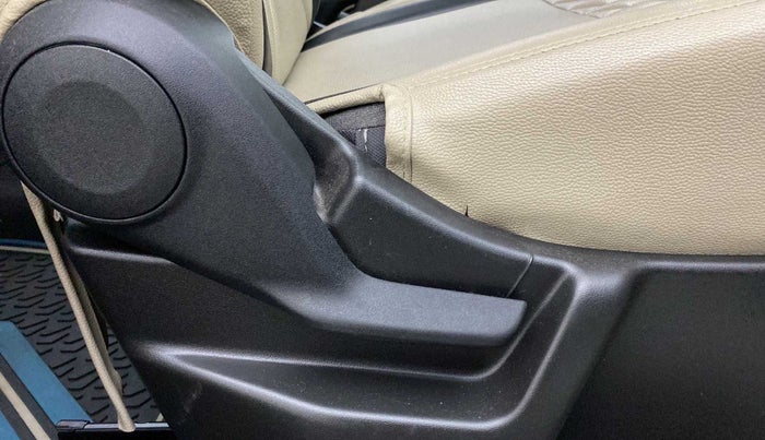 2022 Maruti New Wagon-R ZXI 1.2, Petrol, Manual, 22,594 km, Driver Side Adjustment Panel