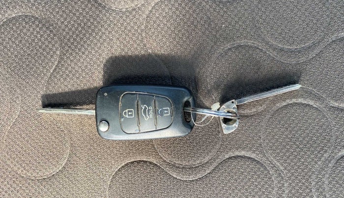 2011 Hyundai i20 SPORTZ (O) 1.2, Petrol, Manual, 65,884 km, Key Close Up