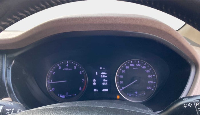 2017 Hyundai Elite i20 ASTA 1.2 (O), Petrol, Manual, 42,338 km, Odometer Image
