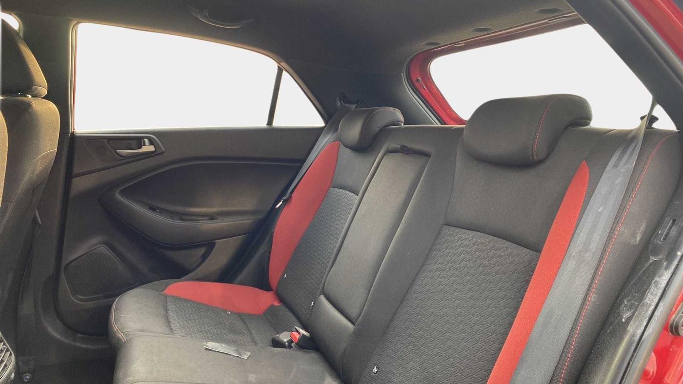2018 Hyundai i20 Active 1.2 SX, Petrol, Manual, 68,183 km, Right Side Rear Door Cabin