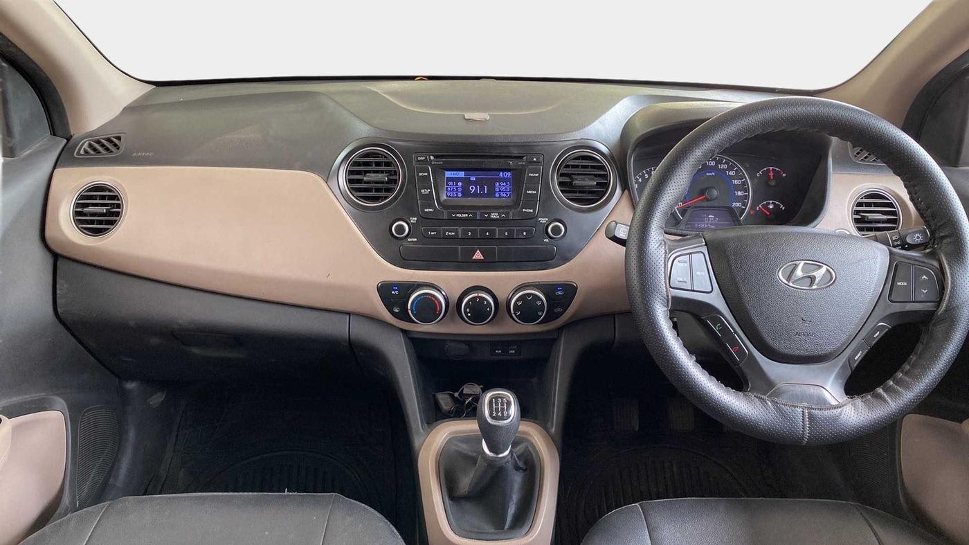 2013 Hyundai Grand i10 ASTA 1.2 KAPPA VTVT, Petrol, Manual, 33,855 km, Dashboard