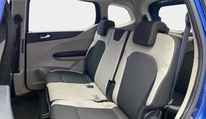 2020 Renault TRIBER RXZ, Petrol, Manual, 55,972 km, Right Side Rear Door Cabin