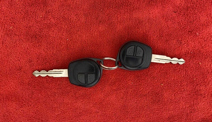 2013 Maruti Swift Dzire VXI, Petrol, Manual, 45,245 km, Key Close Up