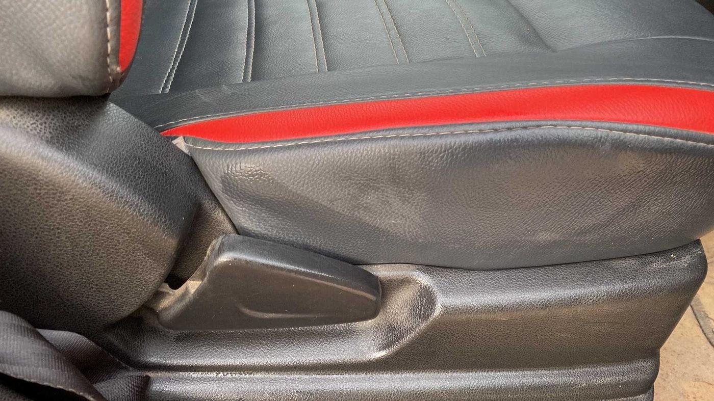 2017 Renault Kwid RXT 0.8, Petrol, Manual, 30,189 km, Driver Side Adjustment Panel