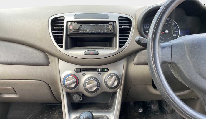 2015 Hyundai i10 MAGNA 1.1, Petrol, Manual, 65,097 km, Air Conditioner