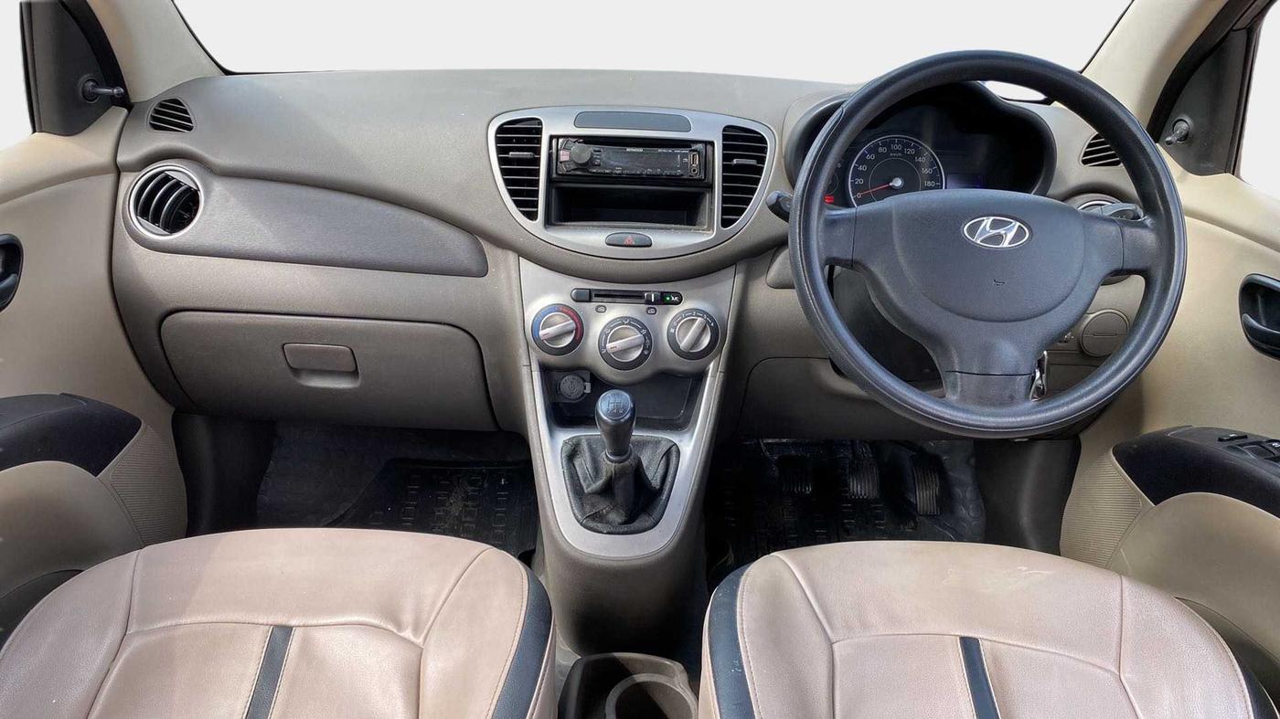 2015 Hyundai i10 MAGNA 1.1, Petrol, Manual, 65,097 km, Dashboard