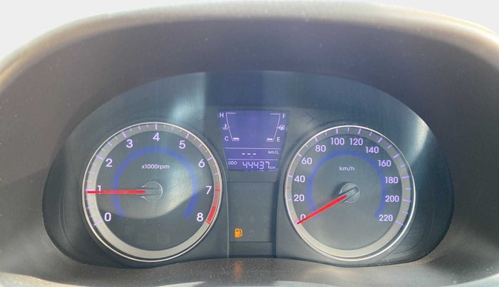 2015 Hyundai Verna FLUIDIC 4S 1.6 VTVT S, Petrol, Manual, 44,418 km, Odometer Image
