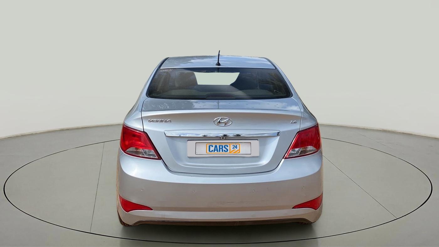 2015 Hyundai Verna FLUIDIC 4S 1.6 VTVT S, Petrol, Manual, 44,418 km, Back/Rear