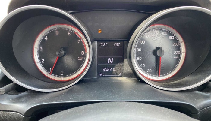 2018 Maruti Swift VXI AMT, Petrol, Automatic, 30,867 km, Odometer Image