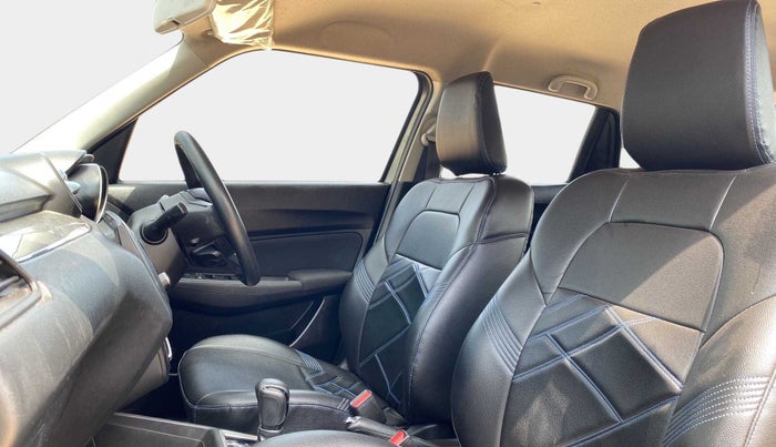 2018 Maruti Swift VXI AMT, Petrol, Automatic, 30,867 km, Right Side Front Door Cabin