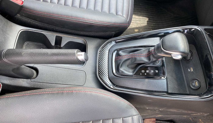 2020 KIA SONET GTX PLUS 1.0 DCT, Petrol, Automatic, 18,143 km, Gear Lever