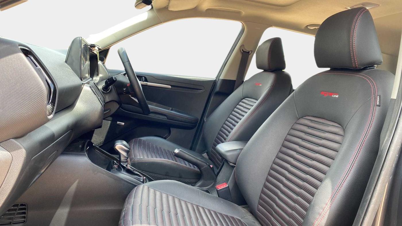 2020 KIA SONET GTX PLUS 1.0 DCT, Petrol, Automatic, 18,143 km, Right Side Front Door Cabin
