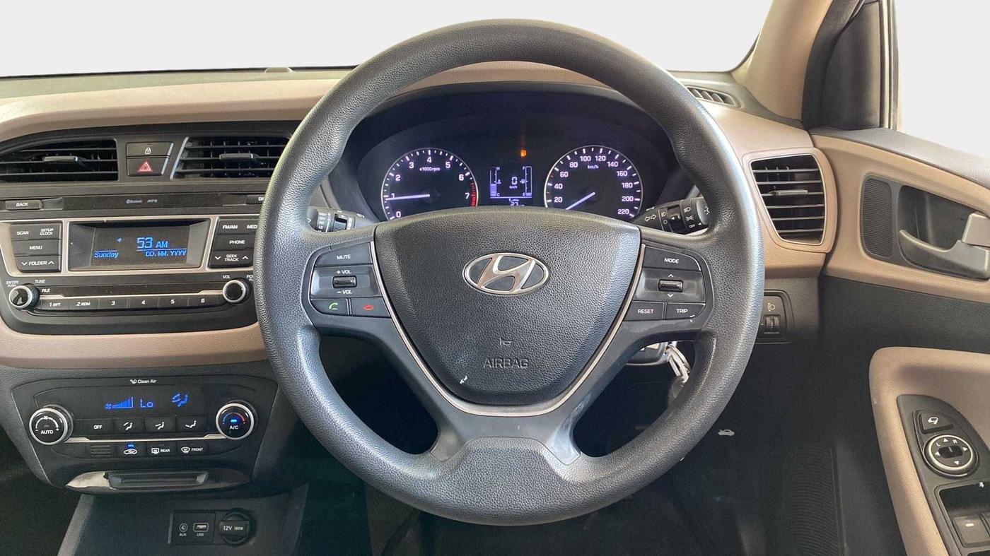 2016 Hyundai Elite i20 SPORTZ 1.2, Petrol, Manual, 41,946 km, Steering Wheel Close Up
