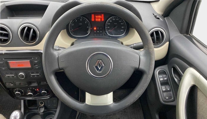 2012 Renault Duster 85 PS RXL DIESEL, Diesel, Manual, 76,111 km, Steering Wheel Close Up