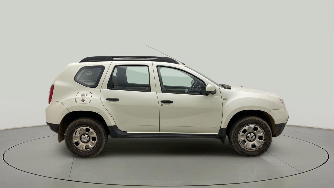 2012 Renault Duster 85 PS RXL DIESEL, Diesel, Manual, 76,111 km, Right Side View