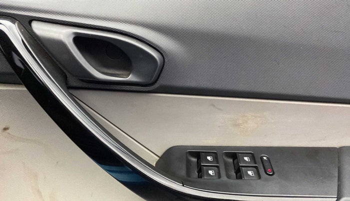 2017 Tata Tiago XM PETROL, Petrol, Manual, 70,773 km, Driver Side Door Panels Control