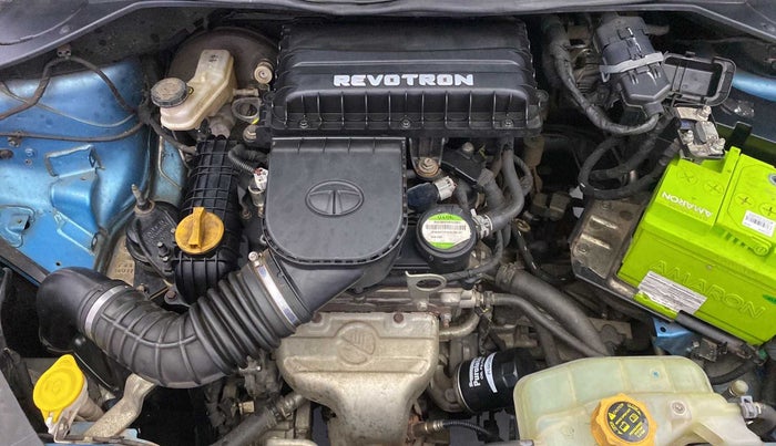 2017 Tata Tiago XM PETROL, Petrol, Manual, 70,773 km, Open Bonet
