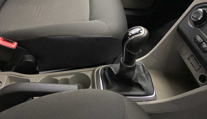 2017 Tata Tiago XM PETROL, Petrol, Manual, 70,773 km, Gear Lever