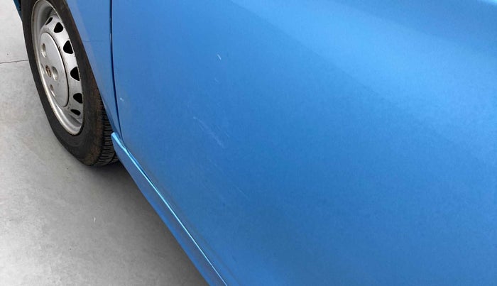 2017 Tata Tiago XM PETROL, Petrol, Manual, 70,773 km, Front passenger door - Slightly dented
