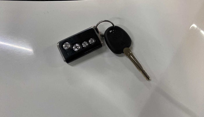 2019 Hyundai NEW SANTRO ERA, Petrol, Manual, 50 km, Key Close Up
