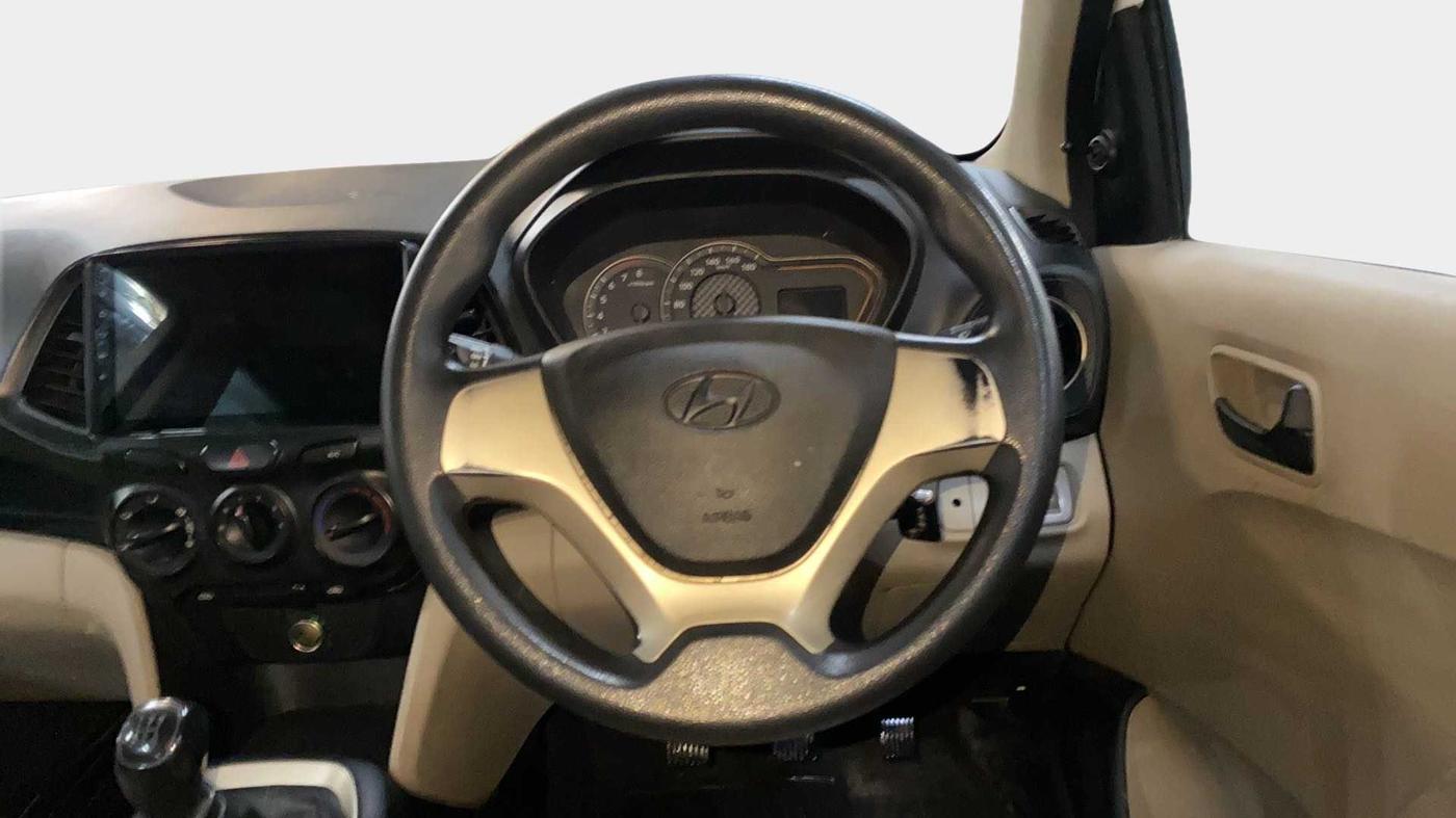 2019 Hyundai NEW SANTRO ERA, Petrol, Manual, 50 km, Steering Wheel Close Up