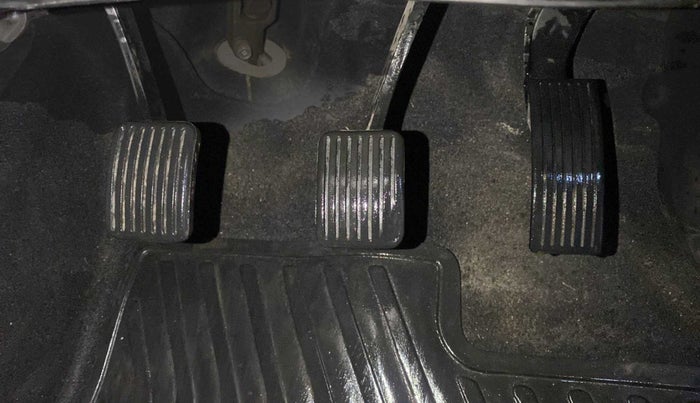 2019 Hyundai NEW SANTRO ERA, Petrol, Manual, 50 km, Pedals