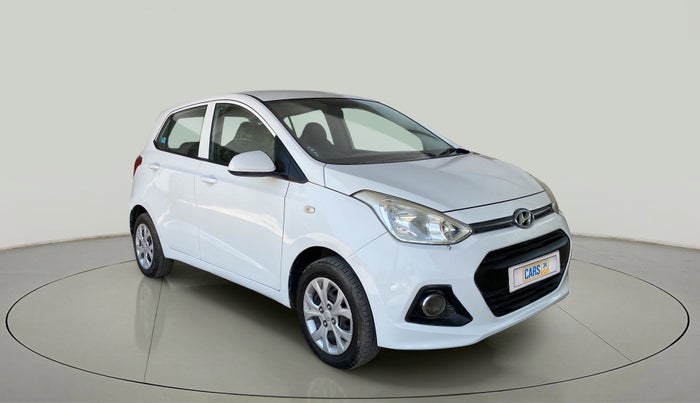 2015 Hyundai Grand i10 MAGNA 1.2 KAPPA VTVT, Petrol, Manual, 45,166 km, Right Front Diagonal