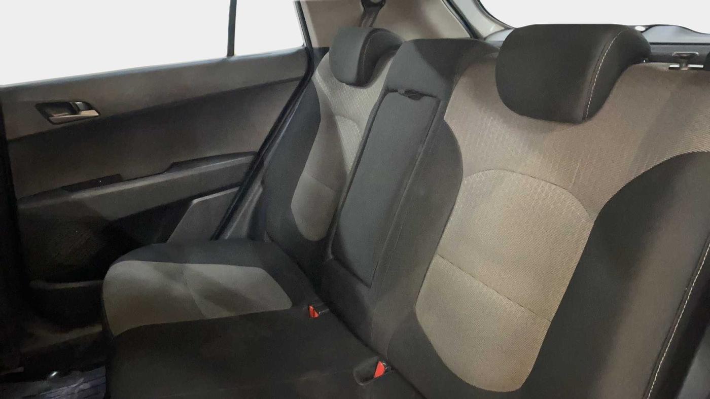 2016 Hyundai Creta SX PLUS 1.6 PETROL, Petrol, Manual, 1,06,890 km, Right Side Rear Door Cabin