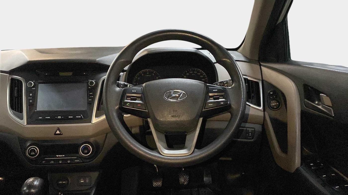 2016 Hyundai Creta SX PLUS 1.6 PETROL, Petrol, Manual, 1,06,890 km, Steering Wheel Close Up