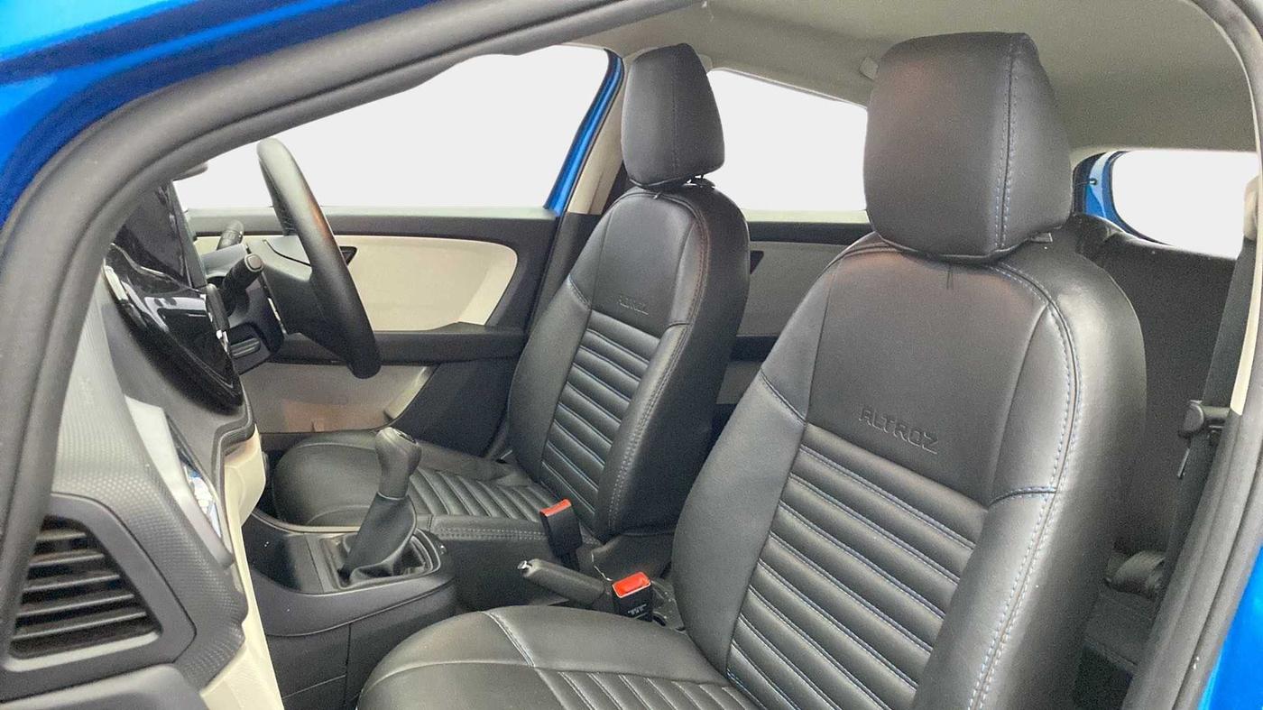 2021 Tata ALTROZ XM PLUS PETROL, Petrol, Manual, 24,261 km, Right Side Front Door Cabin
