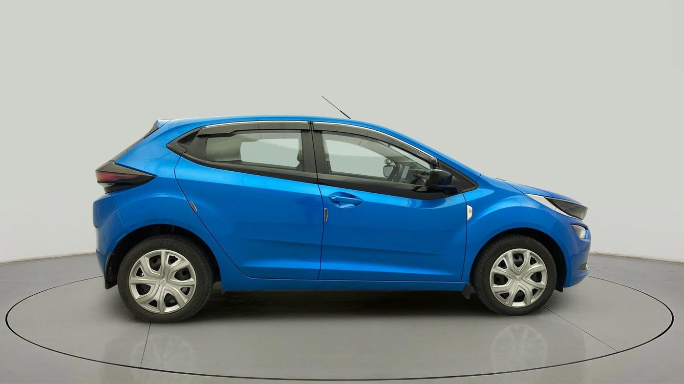 2021 Tata ALTROZ XM PLUS PETROL, Petrol, Manual, 24,261 km, Right Side View