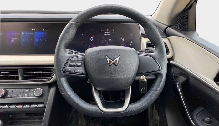 2023 Mahindra XUV700 AX 5 P MT 7 STR, Petrol, Manual, 12,152 km, Steering Wheel Close Up