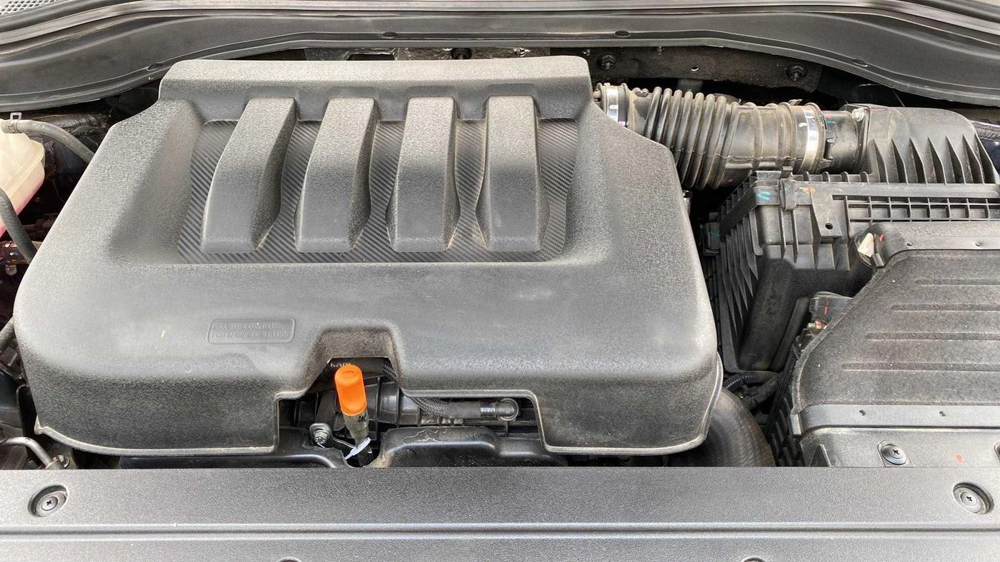 2023 Mahindra XUV700 AX 5 P MT 7 STR, Petrol, Manual, 12,152 km, Open Bonet