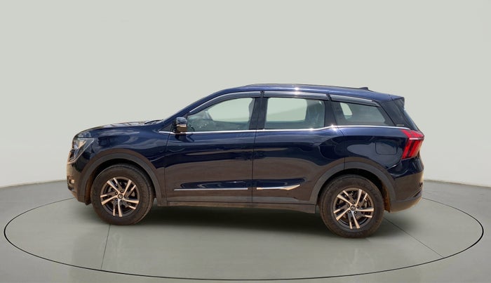 2023 Mahindra XUV700 AX 5 P MT 7 STR, Petrol, Manual, 12,152 km, Left Side
