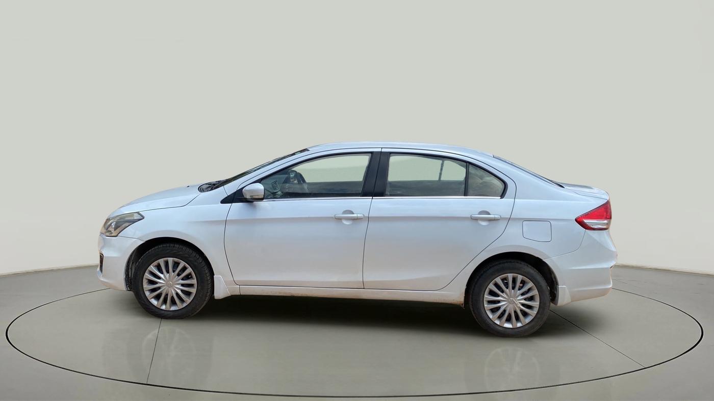 2015 Maruti Ciaz VDI (O) SHVS, Diesel, Manual, 87,856 km, Left Side