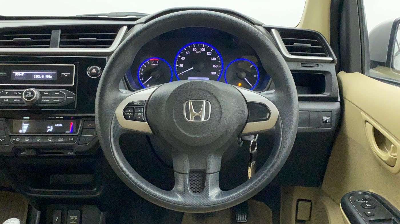 2017 Honda Brio S MT, Petrol, Manual, 41,520 km, Steering Wheel Close Up