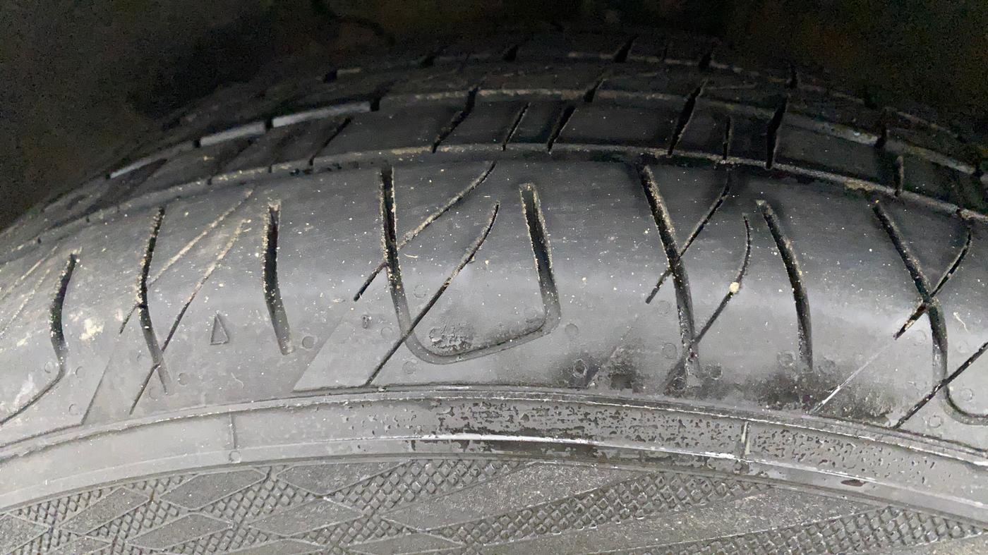 2018 Hyundai New Elantra 2.0 S PETROL, Petrol, Manual, 70,341 km, Left Front Tyre Tread
