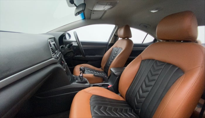 2018 Hyundai New Elantra 2.0 S PETROL, Petrol, Manual, 70,341 km, Right Side Front Door Cabin