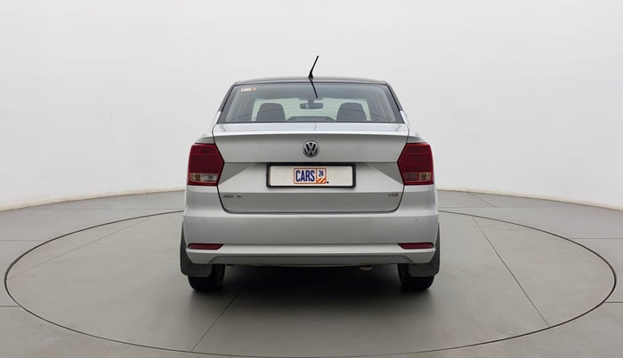 2016 Volkswagen Ameo HIGHLINE1.5L, Diesel, Manual, 1,07,362 km, Back/Rear