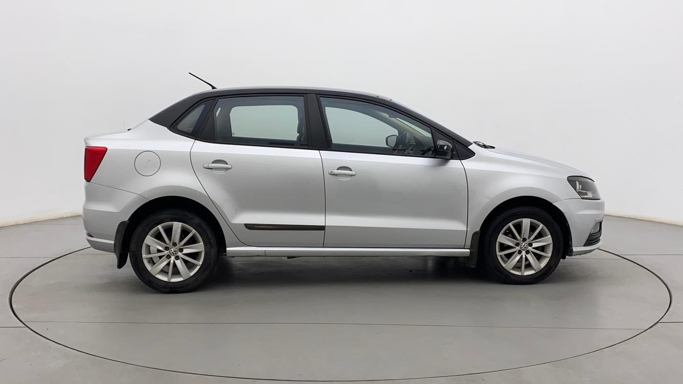 2016 Volkswagen Ameo HIGHLINE1.5L, Diesel, Manual, 1,07,362 km, Right Side View