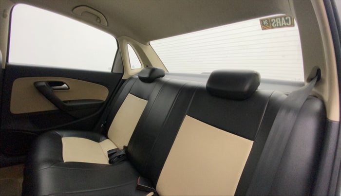 2016 Volkswagen Ameo HIGHLINE1.5L, Diesel, Manual, 1,07,362 km, Right Side Rear Door Cabin