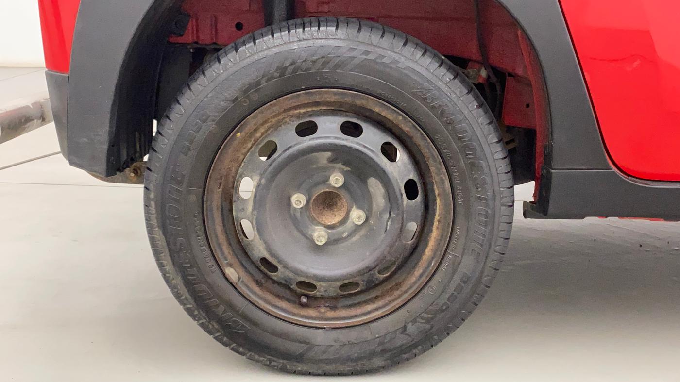 2019 Mahindra KUV 100 NXT K4+ P 6 STR, Petrol, Manual, 40,884 km, Right Rear Wheel