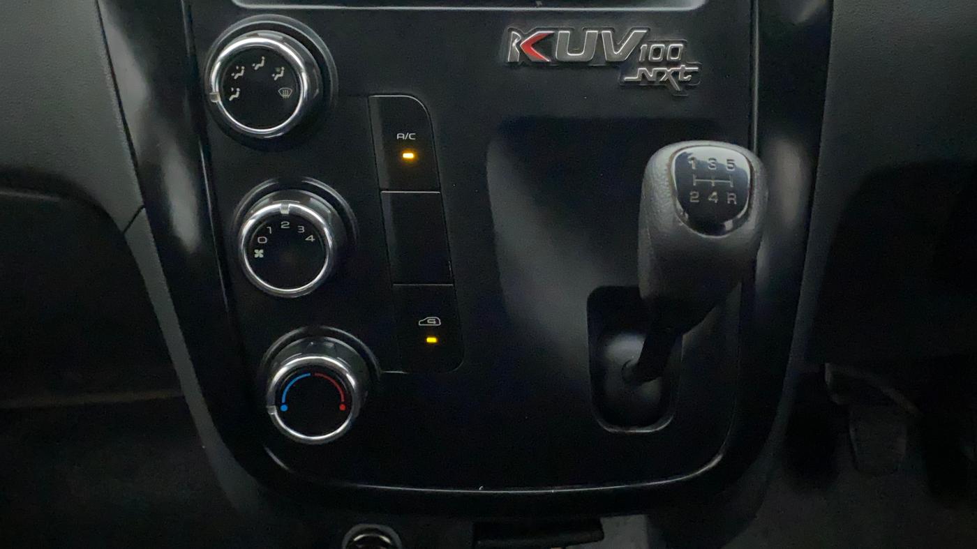 2019 Mahindra KUV 100 NXT K4+ P 6 STR, Petrol, Manual, 40,884 km, Gear Lever