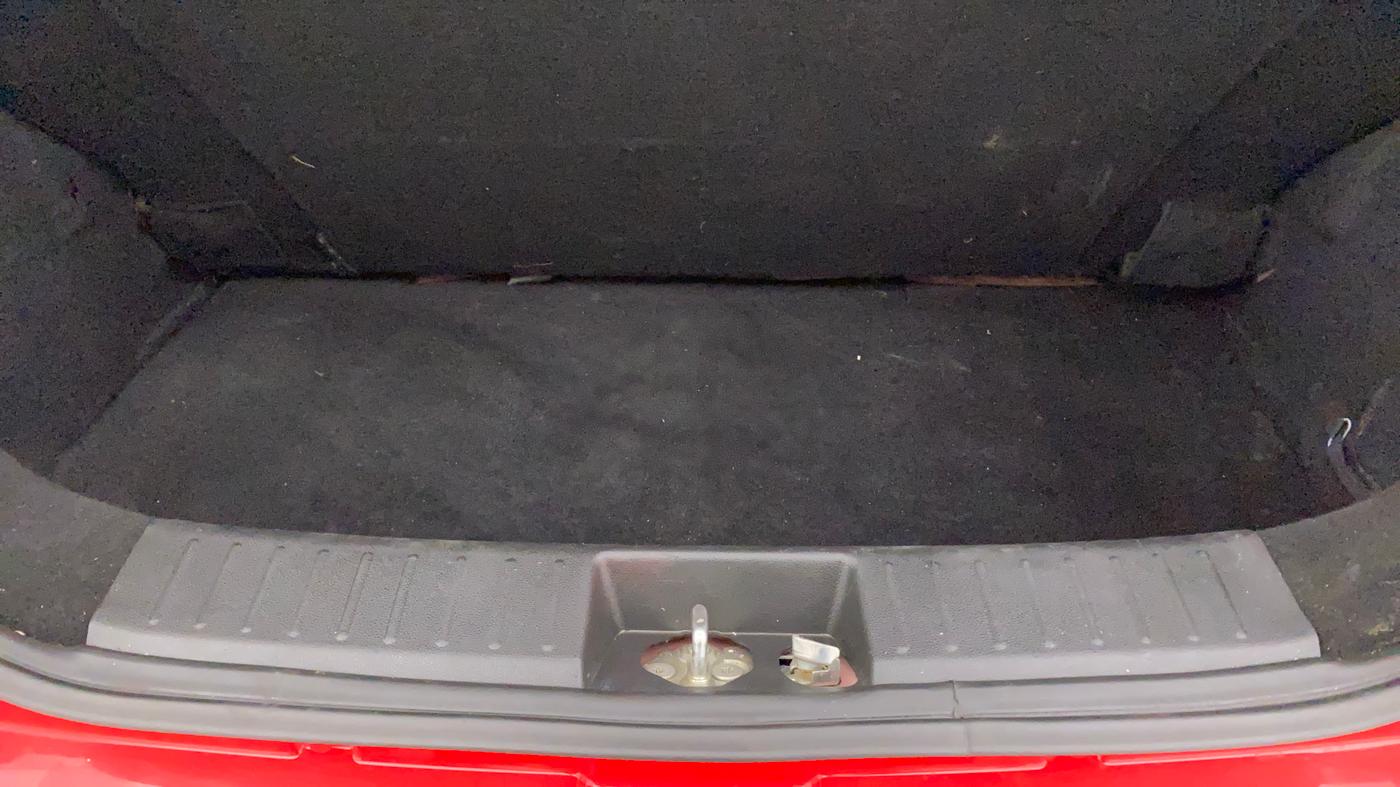 2019 Mahindra KUV 100 NXT K4+ P 6 STR, Petrol, Manual, 40,884 km, Boot Inside